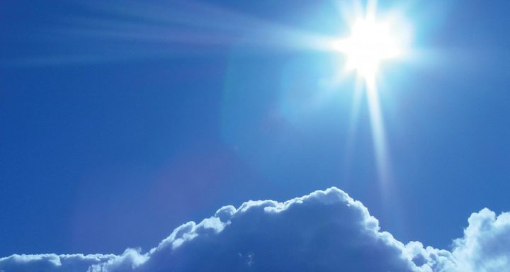 حالة الطقس: انخفاض على درجات الحرارة مع بقائها أعلى من معدلها السنوي
