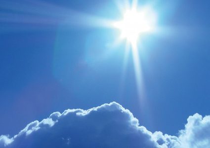 حالة الطقس: انخفاض على درجات الحرارة مع بقائها أعلى من معدلها السنوي