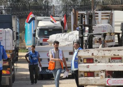 نتنياهو يعلن إدخال المساعدات الإنسانية إلى غزة فورا