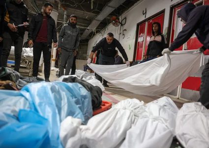 قصف وحصار وتجويع.. عشرات الشهداء في غزة منذ فجر اليوم