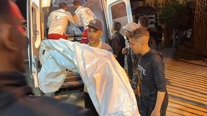 10 شهداء بينهم أم وأطفالها الستة في قصف للاحتلال على رفح ودير البلح