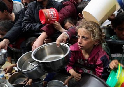 استشهاد 326 فلسطينيًا بسبب سوء التغذية و300 حالة إجهاض خلال 80 يومًا