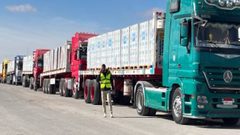 الاحتلال يعلن دخول 100 شاحنة مساعدات لغزة