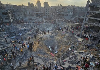 عشرات الشهداء والجرحى ودخول بطيء للمساعدات ٦٦ يوما على عودة الحرب