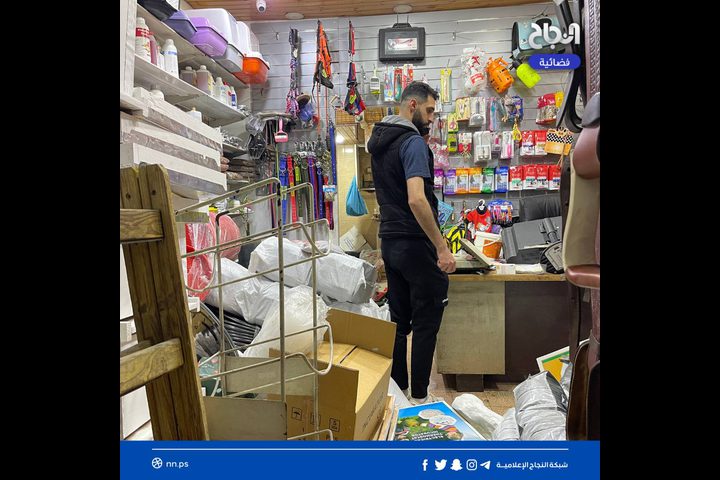 الاحتلال يقتحم نابلس ويداهم عددا من المنازل ومحلا تجاريا