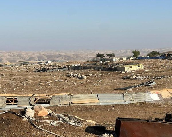 إصابات في هجوم للمستوطنين على تجمع "مغاير الدير" شرق رام الله