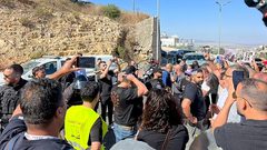 أم الفحم: الشرطة الإسرائيلية تقمع مسيرة تطالب بوقف الحرب على غزة