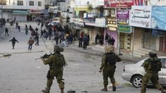 الاحتلال يصيب طفلا بالرصاص الحي خلال اقتحام مدينة نابلس