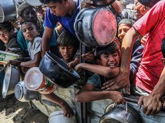 "الأونروا": السبيل الوحيد لمنع تفاقم الكارثة بغزة هو تدفق المساعدات