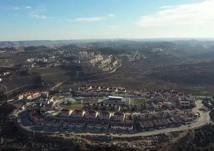 "إسرائيل" لبريطانيا وفرنسا: الاعتراف بفلسطين سيقابله ضم أراضٍ بالضفة