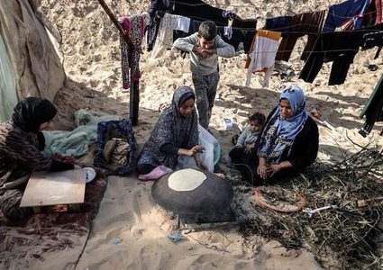 استطلاع جديد: 90% من منازل غزة دُمرت لكن غالبية المواطنين يفضلون البقاء بالقطاع