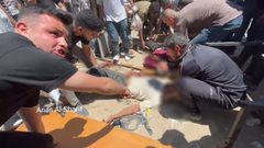 11 شهيداً على الأقل في مجزرة دامية قرب مفترق السرايا وسط غزة