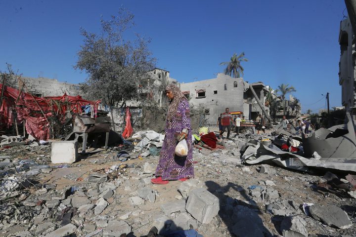 8 شهداء 6 منهم في قصف الاحتلال خيمة نازحين في القرارة