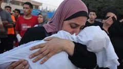 استشهاد طفل متأثرا بإصابته في قصف الاحتلال دير البلح