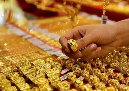 أسعار الذهب ترتفع مع تهديدات ترمب بمضاعفة الرسوم الجمركية