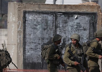 الاحتلال يصيب شاب ويعتقله في سنجل