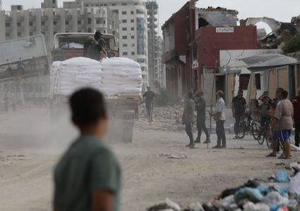 جيش الاحتلال يعلن أن مراكز توزيع المساعدات في غزة لن تُفتح الأربعاء