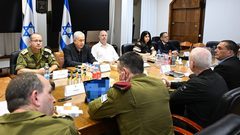 تسجيلات مسرّبة لنتنياهو تكشف أسرار إقالة وزير الجيش ورئيس الأركان