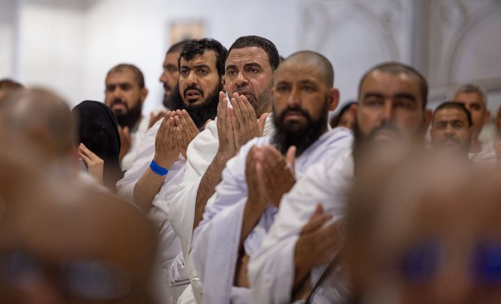 حجاج بيت الله الحرام يبدؤون أيام التشريق