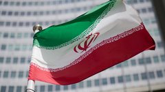 إيران: الحظر الأمريكي للسفر يظهر “عداء عميقا” تجاه الإيرانيين والمسلمين