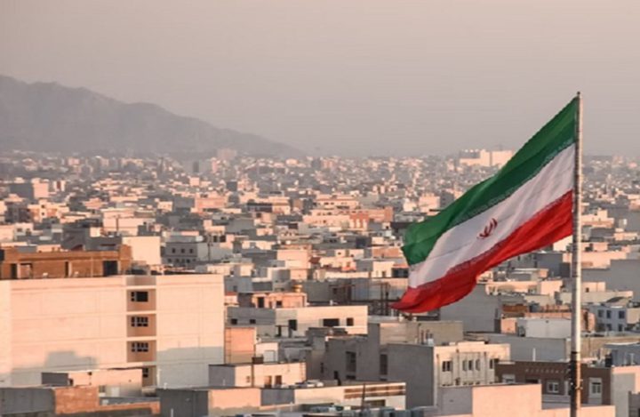 طهران: العقوبات الأمريكية الجديدة تُظهر عمق العداء مع الشعب الإيراني