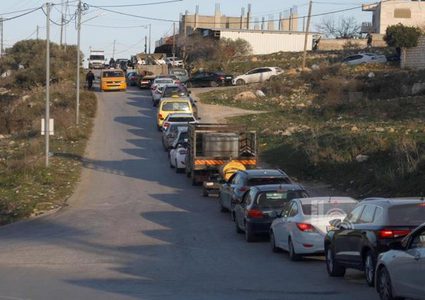 الاحتلال يغلق الطريق الواصل بين بيرزيت وجفنا شمال رام الله