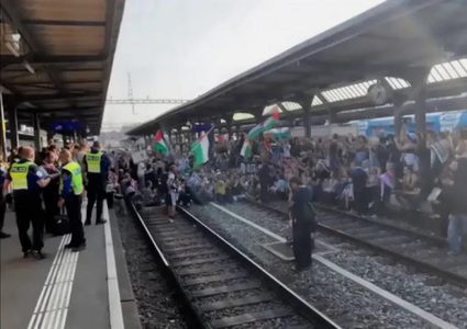 متظاهرون مؤيدون للفلسطينيين يعرقلون حركة القطارات في سويسرا