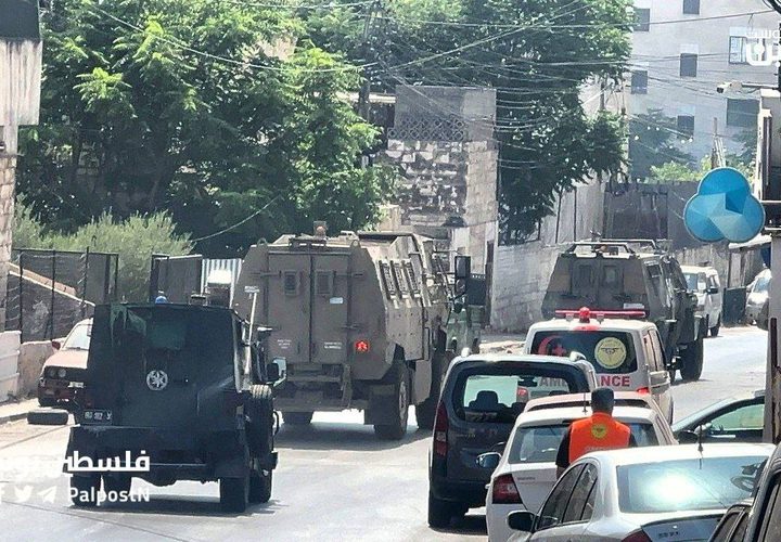 اقتحام منطقة كروم عاشور المحيطة في البلدة القديمة وسط نابلس.