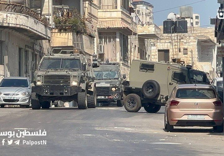 اقتحام منطقة كروم عاشور المحيطة في البلدة القديمة وسط نابلس.