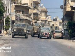 اقتحام منطقة كروم عاشور المحيطة في البلدة القديمة وسط نابلس.