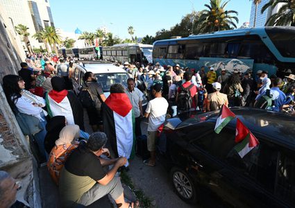 وزير جيش الاحتلال يأمر بمنع "قافلة الصمود" المغاربية بالدخول إلى غزة