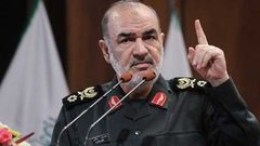 قائد "الحرس" الإيراني: قواتنا البحرية على أهبة الاستعداد للرد على أي تهديد