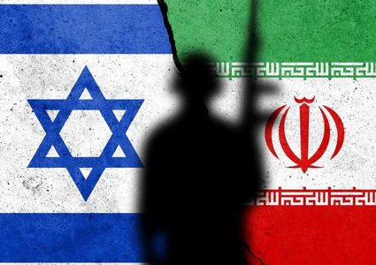 هل تهرب إسرائيل من مشاكلها الداخلية صوب مهاجمة إيران؟