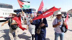 قافلة الصمود تصل بوقرين وسط ليبيا في طريقها نحو شرق ليبيا دعمًا لغزة