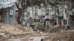 الاحتلال يواصل عدوانه على مدينة طولكرم ومخيميها وسط استمرار هدم وإحراق للمنازل