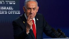 نتنياهو: طائراتنا ستضرب كل موقع للنظام الإيراني بطهران قريبا