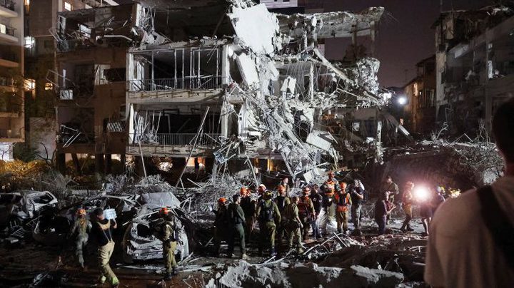 إصابات وأضرار مادية في قصف إيراني جديد على إسرائيل