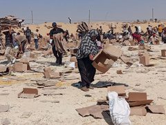 3 شهداء ومصابون من منتظري المساعدات وسط وجنوب قطاع غزة