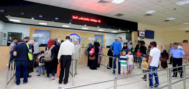"المعابر والحدود": حركة سفر نشطة في معبر الكرامة دون تحديد ساعات عمل ثابتة