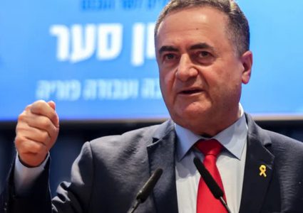 وزير جيش الاحتلال: سكان طهران سيدفعون الثمن قريبا