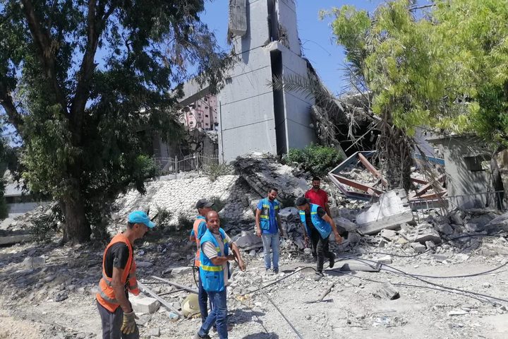 عودة تدريجية لخدمات الاتصالات والانترنت في وسط القطاع وجنوبه