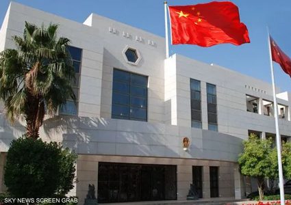الصين تدعو مواطنيها إلى مغادرة إيران في أسرع وقت