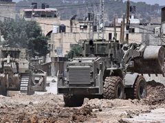 الاحتلال يواصل هدم المنازل في مخيم جنين