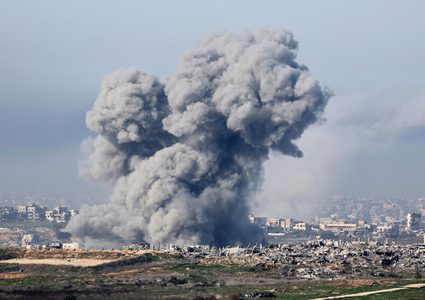 حماس: التهديدات الأميركية تدفع نحو الانفجار ونقف مع إيران