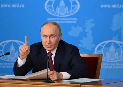 روسيا تحذر واشنطن من التدخل في الحرب بين إيران وإسرائيل وخامنئي يتوعد برد قاسٍ