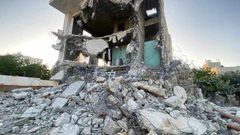 الاحتلال يهدم منزل الشهيد سامر حسين جنوب نابلس