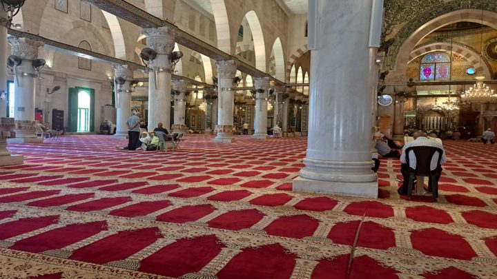 الاحتلال يغلق أبواب "الأقصى" ويمنع وصول المصلين للجمعة الثانية