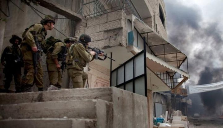 الاحتلال يستولي على 15 منزلا ويحولها لثكنات عسكرية في عنزة