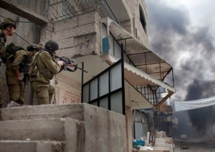 الاحتلال يستولي على 15 منزلا ويحولها لثكنات عسكرية في عنزة