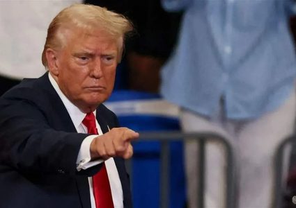 ترامب: البرنامج النووي الإيراني انتهى وعلى طهران اختيار "السلام"